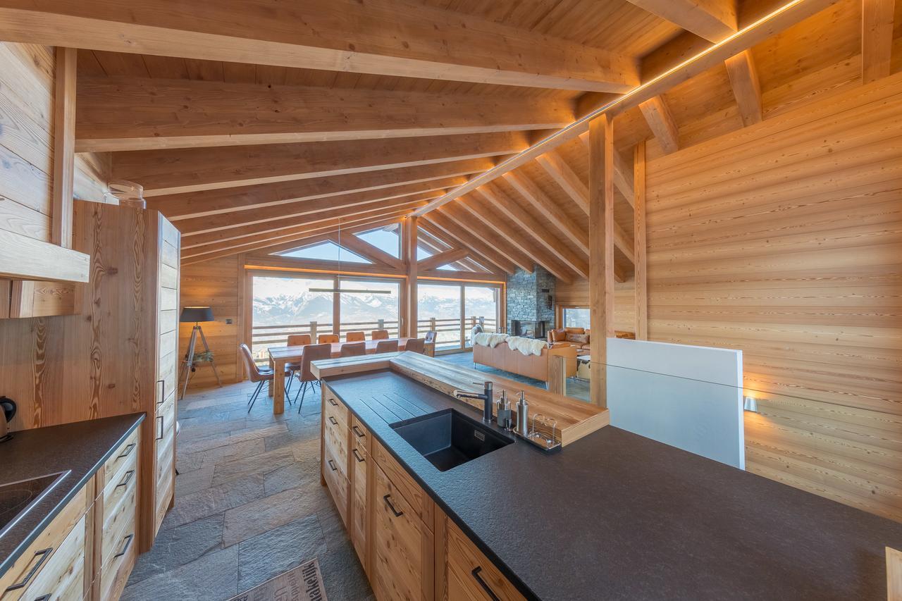Oak Tree Chalet - On The Ski Slope - Luxury! Nendaz Exterior photo